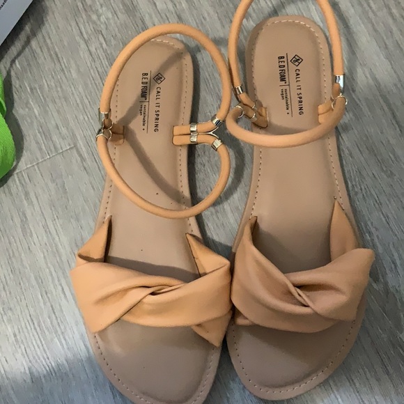 Call it spring! Vegan sandals - Picture 2 of 3